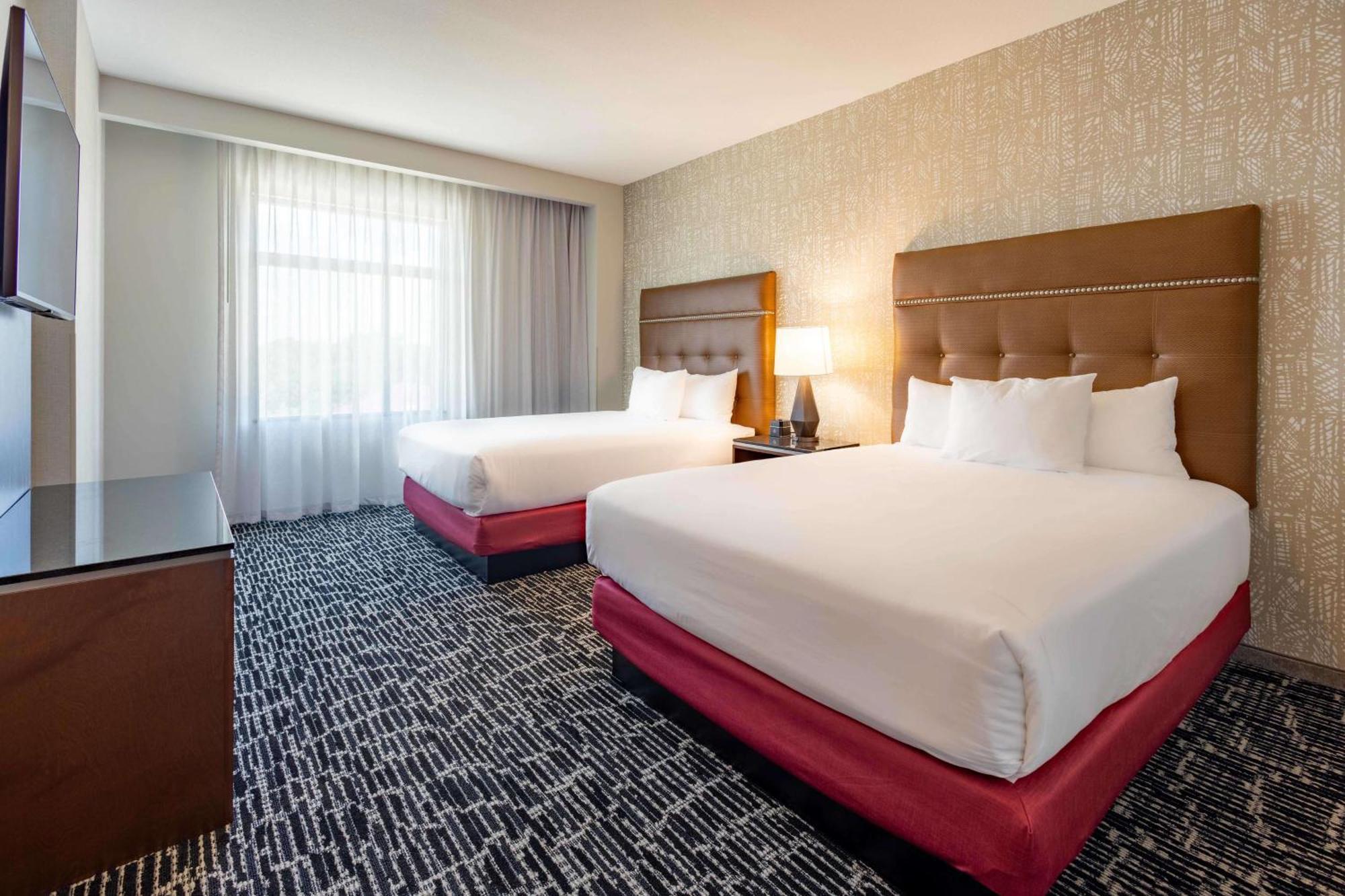 Drury Plaza Hotel Savannah Pooler Exterior photo